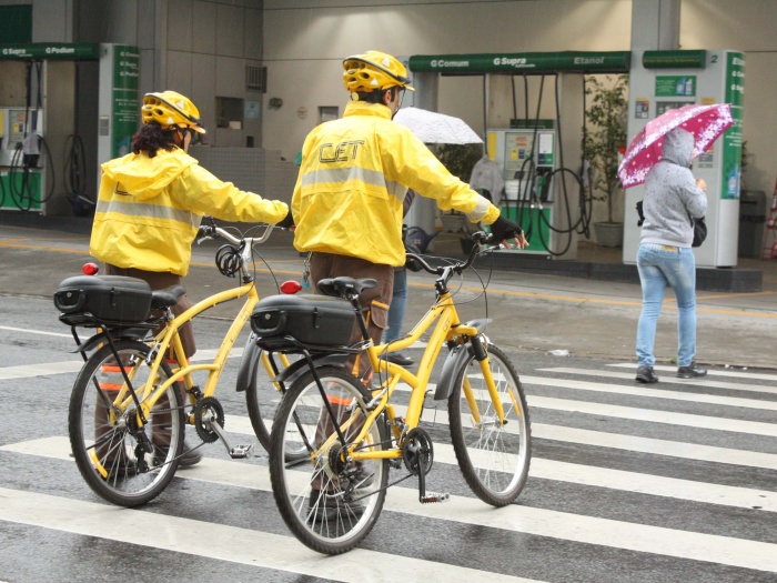 CET começa a multar motorista que não respeitar ciclistas