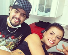 Panicat Babi Rossi faz tatuagem<br>no bumbum. Amplie o clique