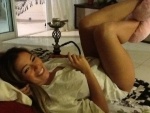 Fani Pacheco mostra pernas e bumbum no Twitter