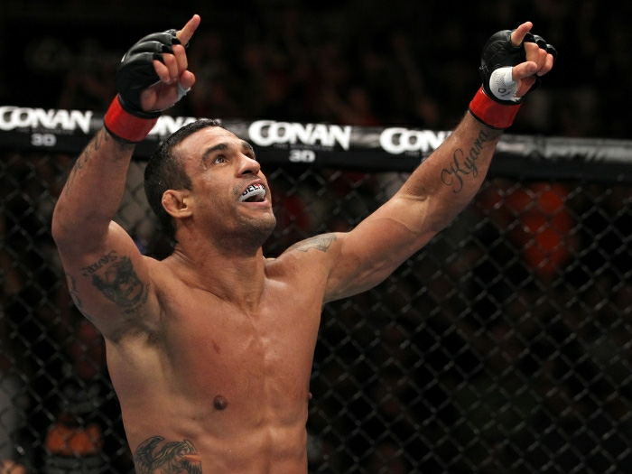 Belfort exalta sacrif&iacute;cio para atuar bem no UFC SP - Esportes - R7.com