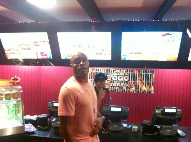 Anderson Silva burger king 700