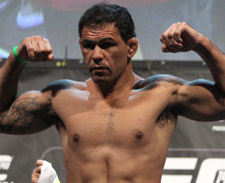 Peso-pesado Minotauro não se recupera e é cortado do UFC 149