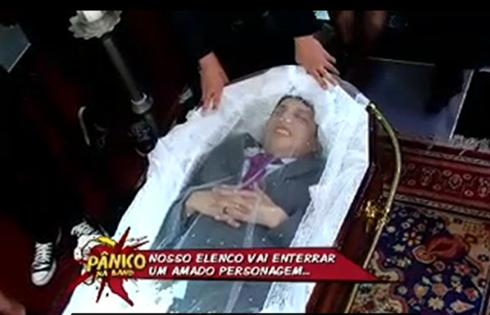 P&acirc;nico divertido &eacute; enterrado junto com Silvio Santos - Famosos e ...