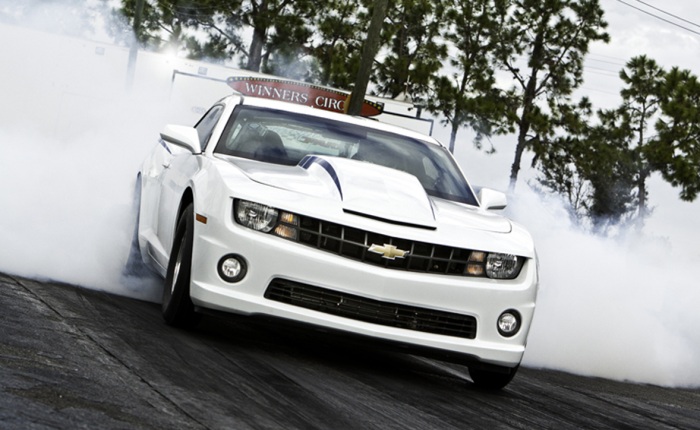 Divulgação Apresentado pela primeira vez em 2011, o COPO Camaro é uma versão preparadíssima do esportivo da Chevrolet para competir em campeonatos de arrancada. Saiba...