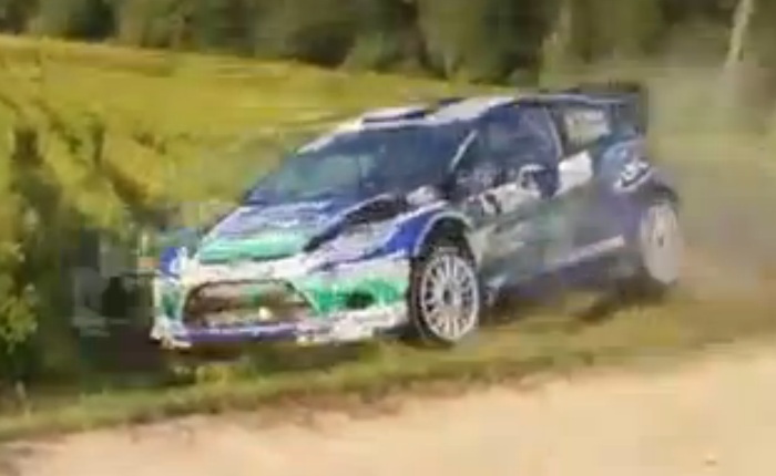 O começo de uma (quase) tragédia (Reprodução/Videolog) Acidente WRC