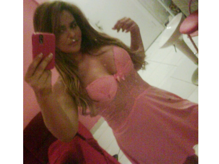 Geisy Arruda se exibe de camisola no Twitter - Famosos e TV - R7