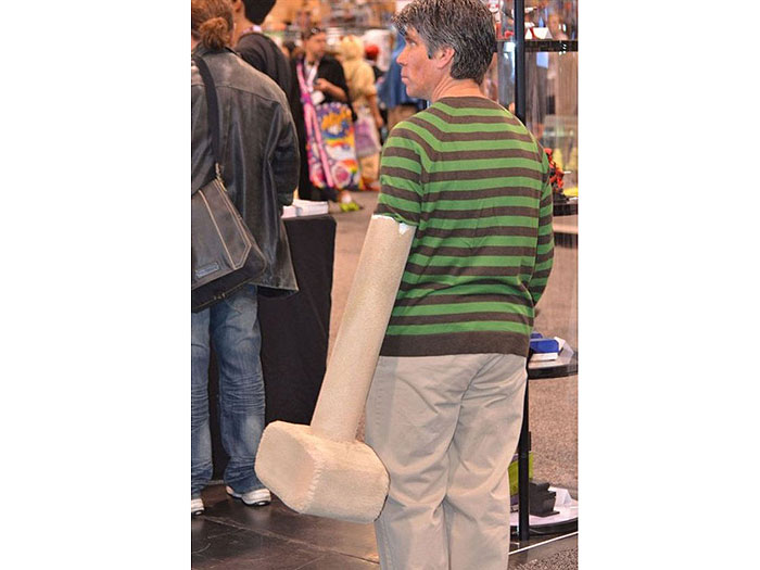 Confira os piores cosplays do cinema e divirta-se com as mais ...