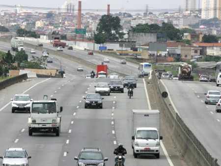 Veja o melhor hor&aacute;rio para pegar estrada na volta do feriado de Natal