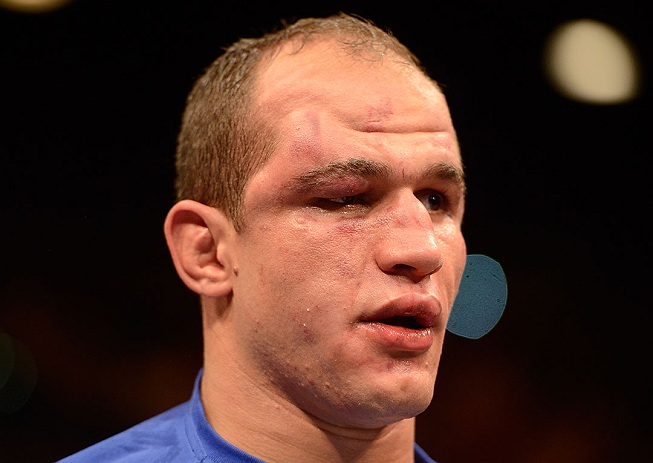 Cigano reconhece derrota e promete &ldquo;voltar mais forte do que nunca&rdquo;