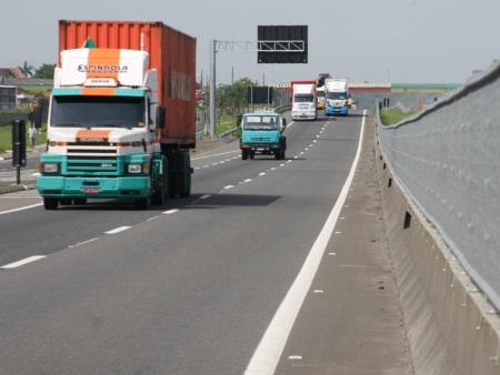 Volta do feriado de P&aacute;scoa deve ser de tr&aacute;fego intenso na rodovia ...