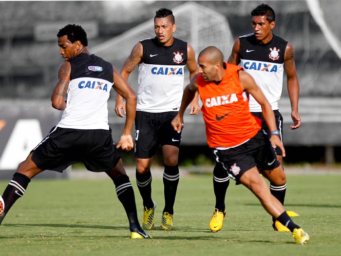 Reservas de luxo d&atilde;o dor de cabe&ccedil;a para companheiros de clube ...