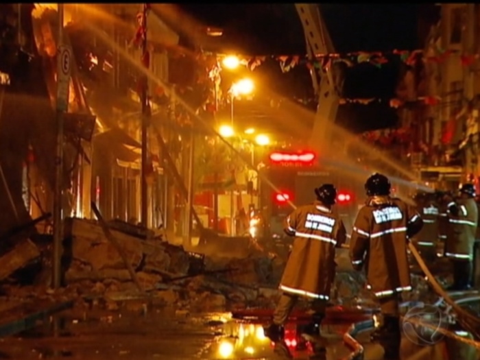 Ruas permanecem interditadas no centro do Rio ap&oacute;s inc&ecirc;ndio em ...