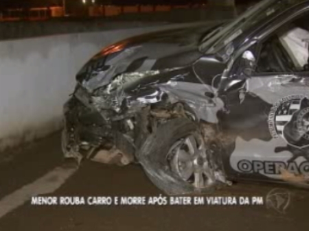 Adolescente rouba carro, bate em viatura do Batalh&atilde;o de Choque ...
