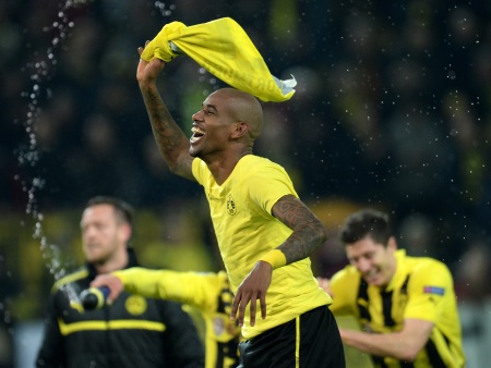 Borussia Dortmund vence M&aacute;laga de virada e avan&ccedil;a &agrave;s semifinais ...