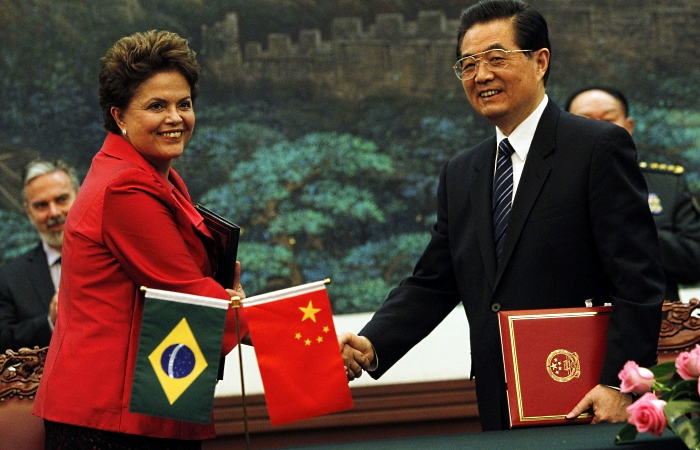 Brasil e China fecham acordos na área de defesa