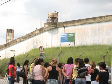 penitenciaria-hg-20110426