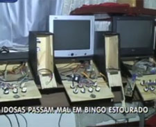 Vovós passam mal durante operação da polícia em bingo clandestino