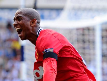 Num jogo difícil contra o West Bromwich, recém-contratado Young fez a diferença (Getty Images) Ashley Young, 450