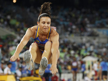 Maurren-Daegu-450x338-270811-reu