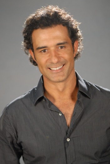 Aos 42 anos, o fortão Marcos Pasquim é o protagonista da atual novela das 19h, Morde & Assopra (Globo), e já fez par romântico com Adriana Esteves, Vanessa...