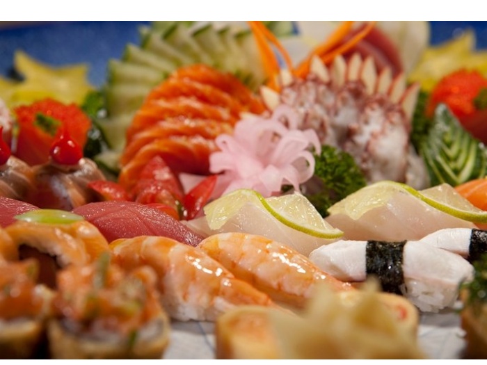 bandeja de sushi