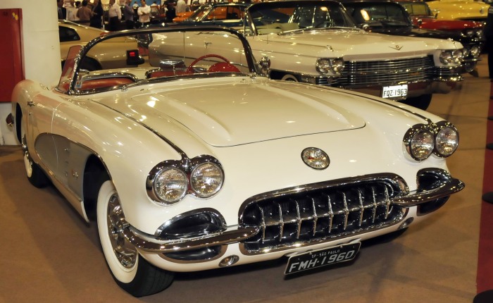 Corvette 1960. Saiba mais sobre o Salão Internacional de Veículos Antigos