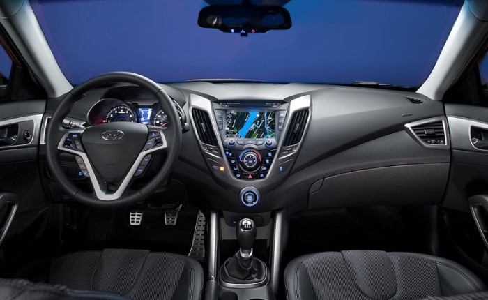 Hyundai Veloster interior G