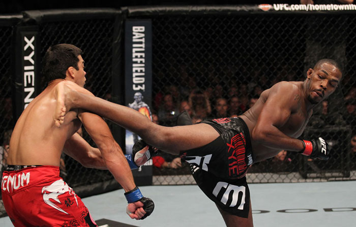 ufcdivulgacao-111211-machidajones-700x