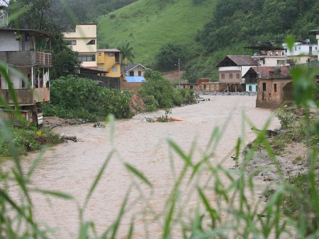 Rio cheio Friburgo