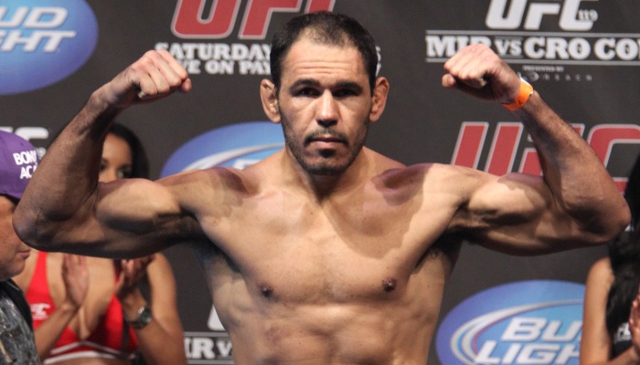 Treinador revela que UFC planeja revanche entre Minotouro e ...