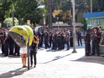 Confronto entre guarda civil e famílias deixa feridos