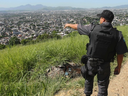 Com 1 PM para cada 1.254 habitantes, Baixada Fluminense n&atilde;o ...