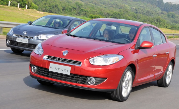 Renault Fluence Dynamique 2.0 manual (etanol/gasolina): 6,8/10,2 km/l (cidade) e 9,2/14,1 km/l (estrada)