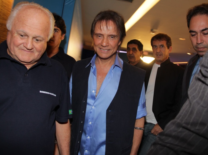 Roberto Carlos lan&ccedil;a DVD com presen&ccedil;a de famosos - Foto 1 ...