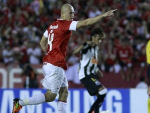 Nei vê com bons olhos possível empate do Inter com o Fla no Rio