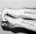 Divulgação Tatuar o nome do parceiro é uma boa ideia? Descubra