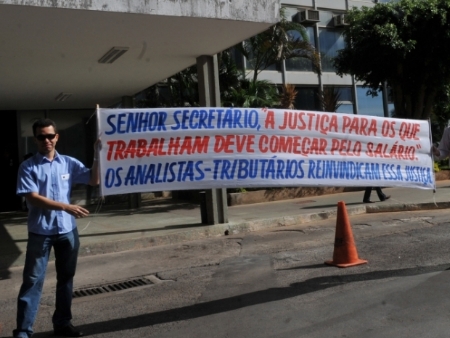 Movimento começou às 8h30 e foi até 12h40. À tarde, todos os analistas retornam aos trabalhos