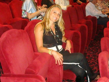 Filha adotiva de Angelina, irm&atilde; de Angela Bismarchi, volta a morar ...