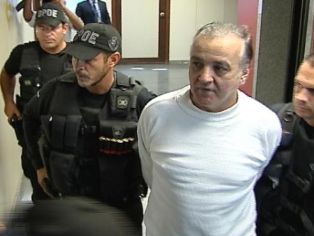 Carlinhos Cachoeira est&aacute; no TJDF para depor em processo de ...