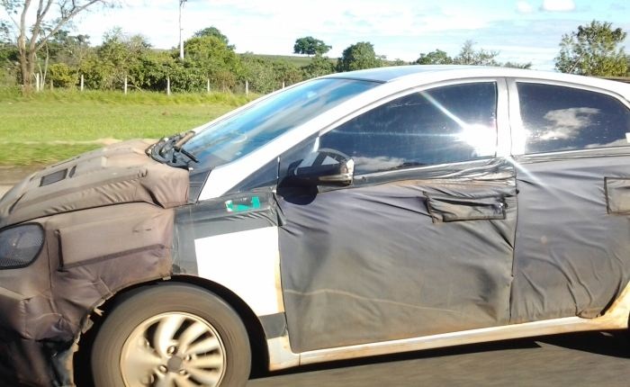 R7 Já o bloco 1.6, de quatro cilindros, também flex, entregará potência próxima de 125 cv. O mais provável é que seja o mesmo motor que hoje já empurra o Kia ...