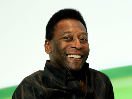 Último jogo profissional de Pelé completa 35 anos