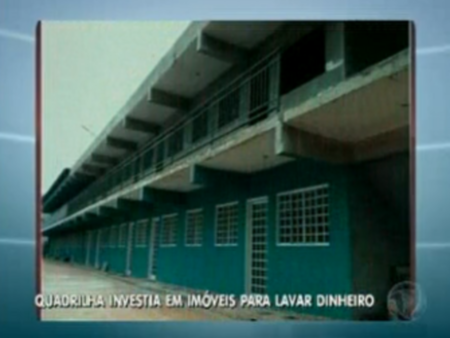 Falsificadores de CDs e DVDs piratas investiam o lucro das vendas ...