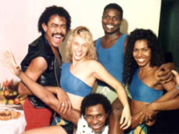 Mate a saudade dos 10 piores clipes de ax&eacute; - Foto 2 - M&uacute;sica - R7