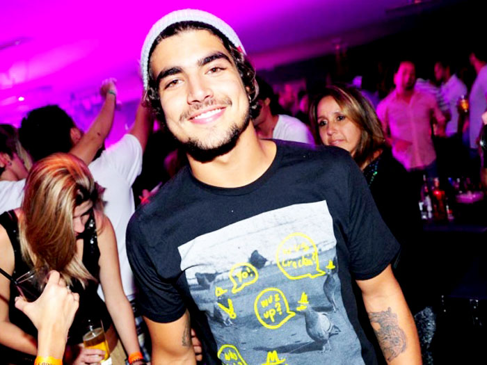 Caio Castro: beleza de tirar o f&ocirc;lego - Foto 6 - Jovem - R7