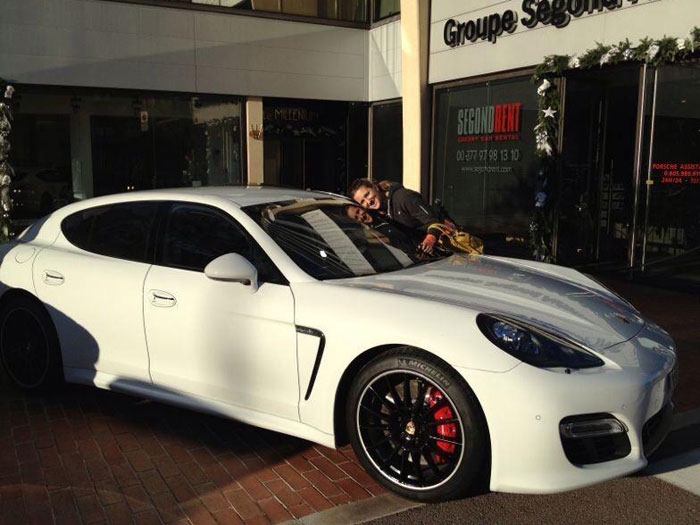 azarenka-porshe-700x