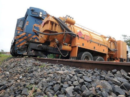 Atualmente, trilhos são usados somente para o transporte de cargas