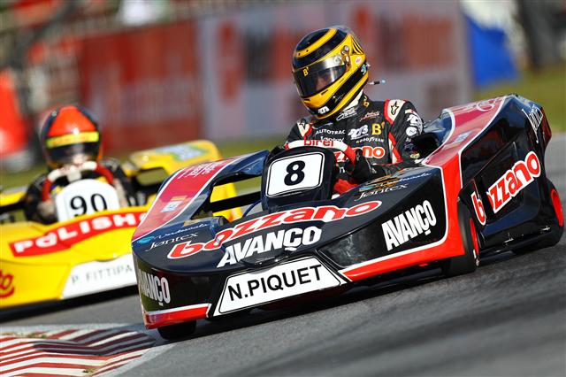 Desafio de Kart re&uacute;ne tr&ecirc;s dos maiores sobrenomes do ...