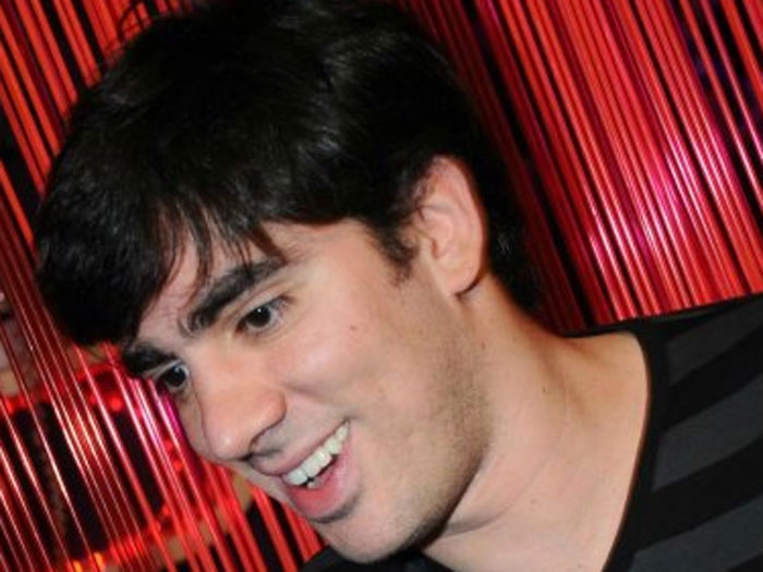 Marcelo Adnet se despede: 'Tchau aos amigos queridos de MTV ...