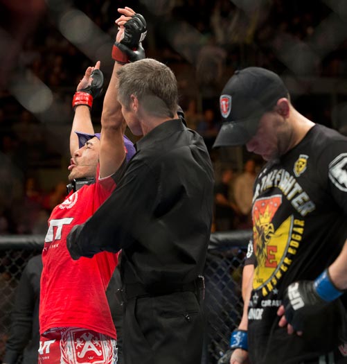Jos&eacute; Aldo J&uacute;nior vence em noite brasileira no UFC 156 - Foto 1 ...