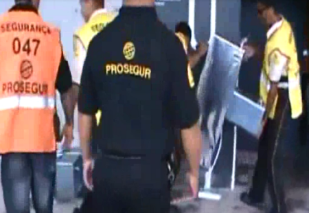 Minas Arena &eacute; multada em R$ 1 milh&atilde;o por falhas graves na ...